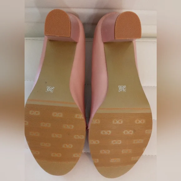 Cute Pink & Cream Heels with 3 inch heel - Picture 7 of 9